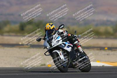 media/Nov-12-2023-SoCal Trackdays (Sun) [[5d1fba4e7d]]/Turn 14 (1035am)/